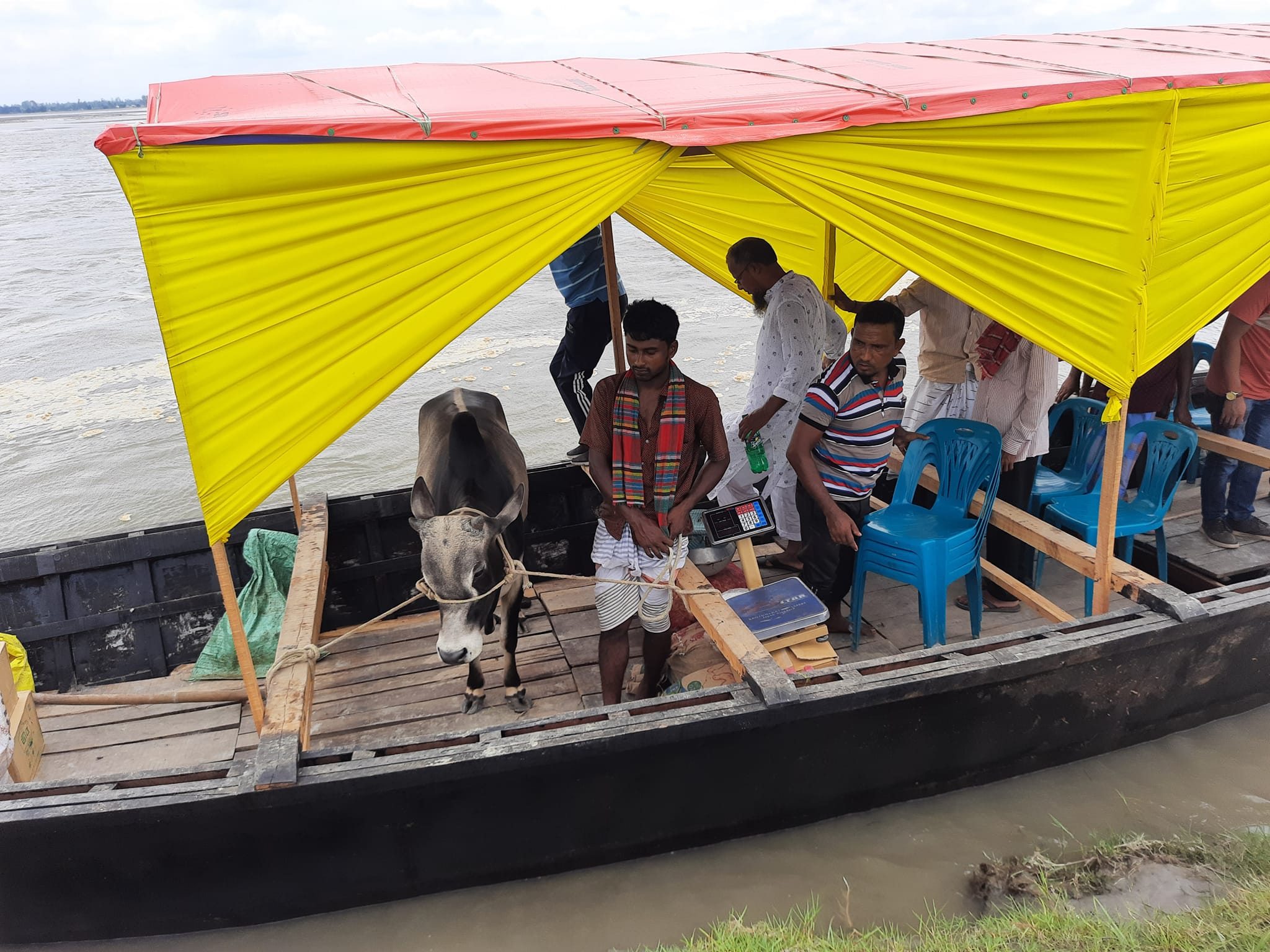 শংকরদহ গ্রামে পৌছানো